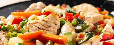 Запеченый лосось
с овощами